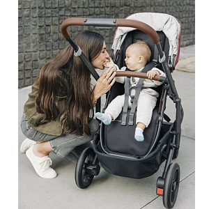 Коляска прогулочная UPPAbaby "Круз В2 Люси"